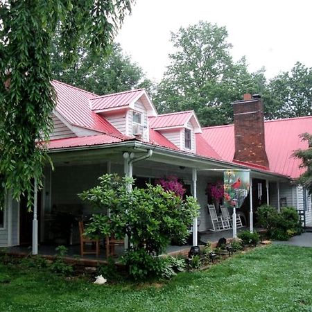 Blue Ridge Manor Bed And Breakfast Fancy Gap 외부 사진