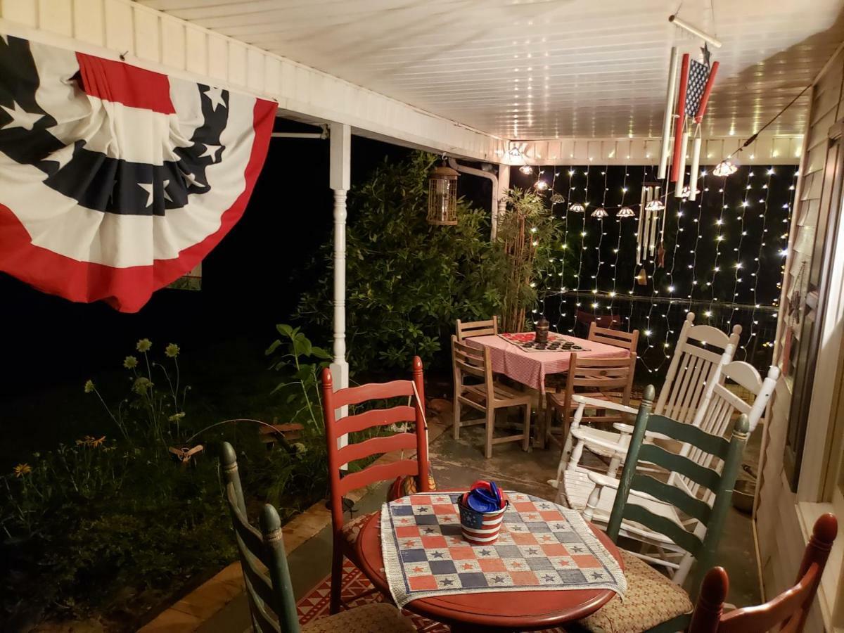 Blue Ridge Manor Bed And Breakfast Fancy Gap 외부 사진