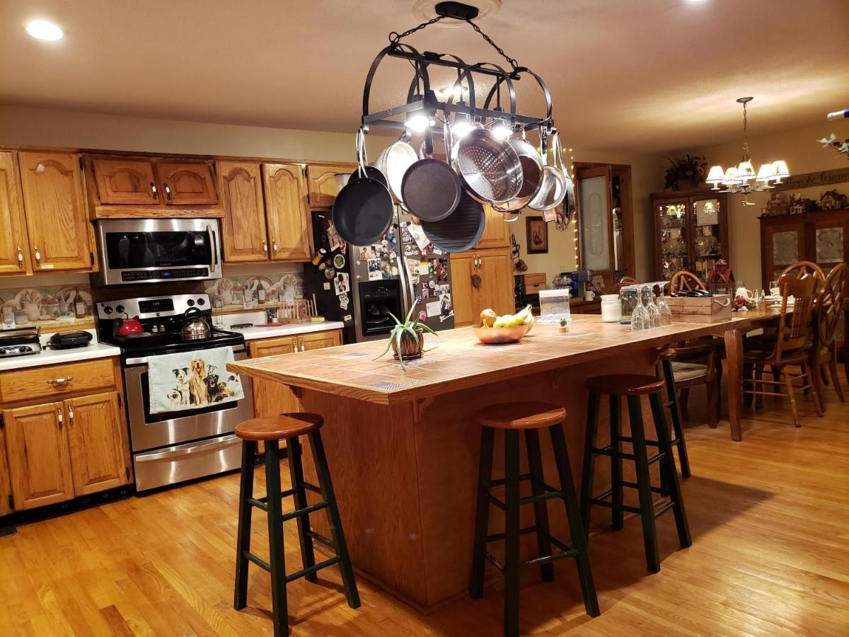 Blue Ridge Manor Bed And Breakfast Fancy Gap 외부 사진